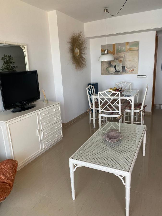Homely Paseo Maritimo Edificio Eden Roc Appartement *
